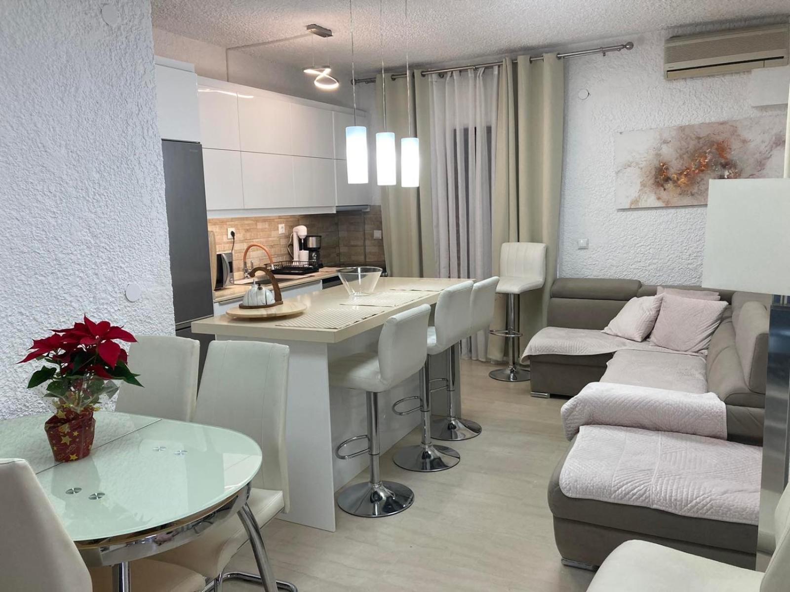 Apartman Perea Переа Экстерьер фото